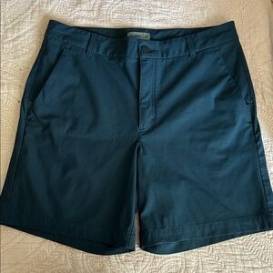 Men’s athletic dress shorts